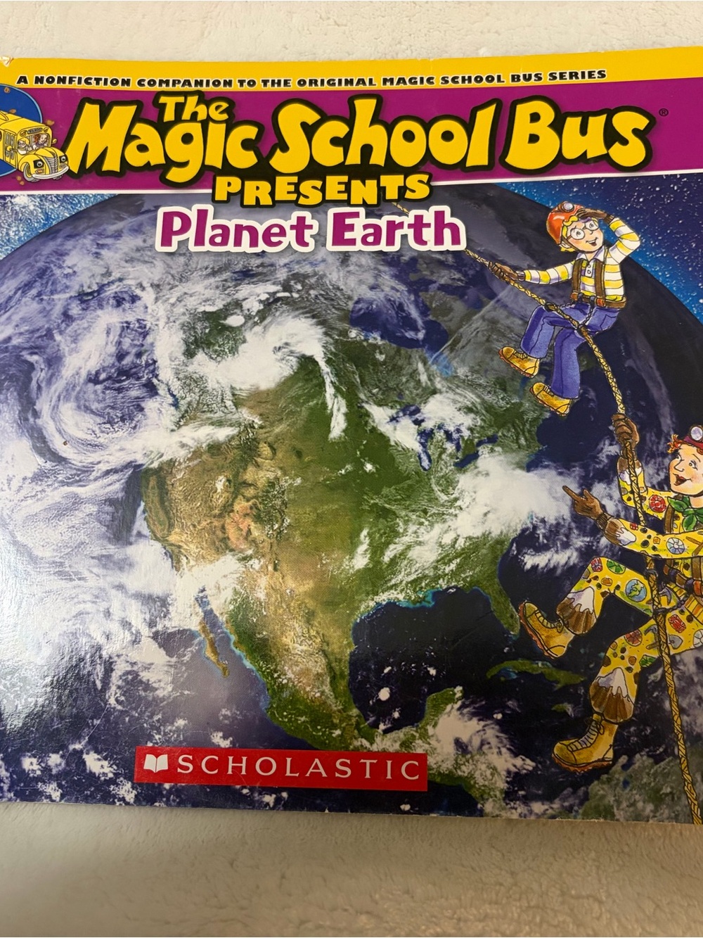 The Magic School Bus Presents: Planet Earth - Scholastic -6 books